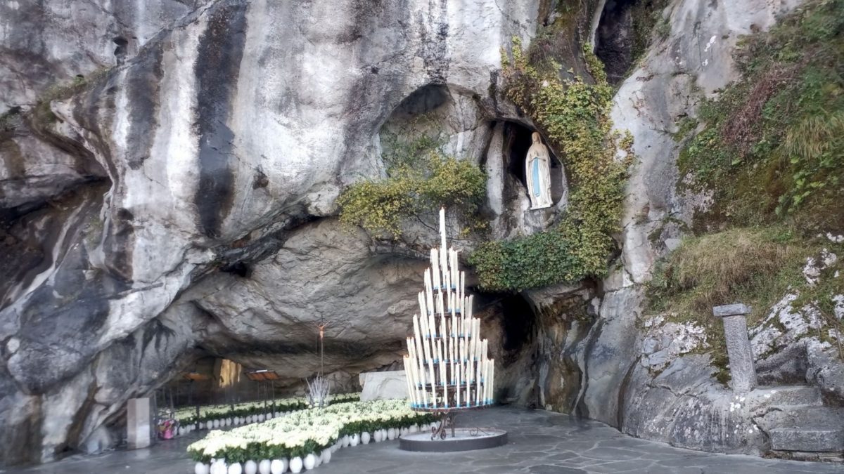 Lourdes 1200x675 - Lourdes : des miracles physiques pour le bien des âmes