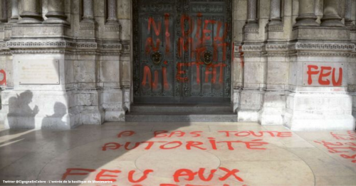 Attaques-anti-chretiens-_-assez-de-paroles-des-actes-6-500x262